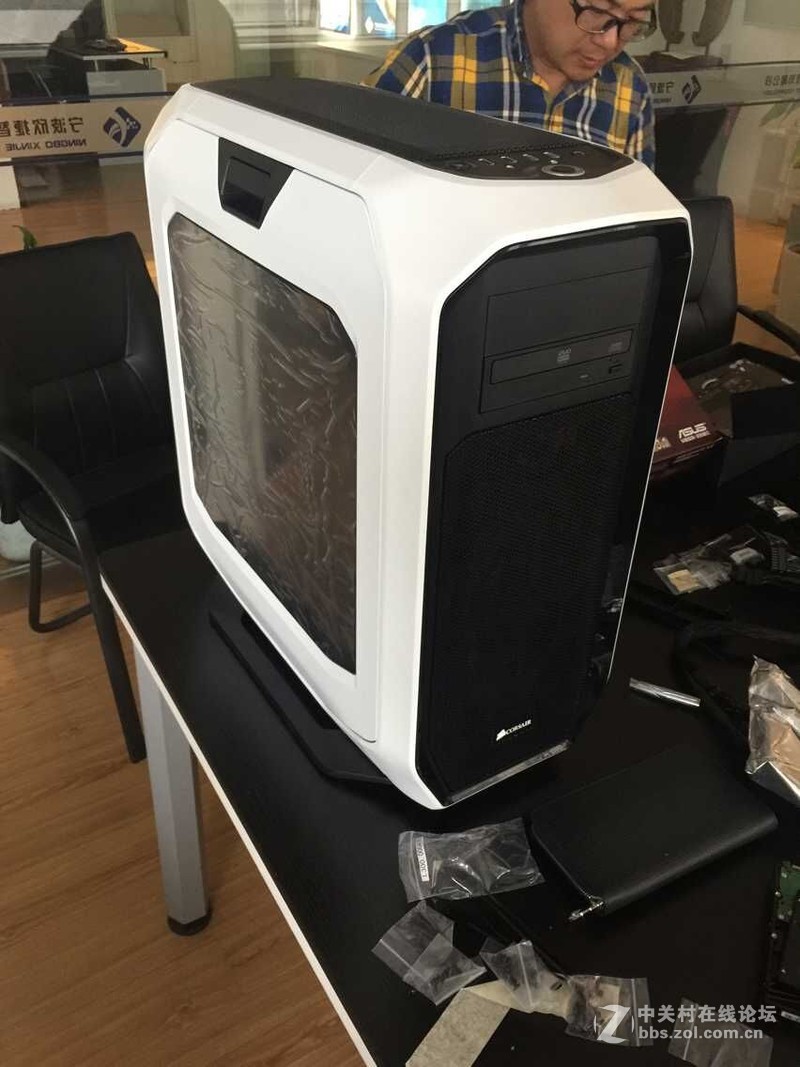 网瘾屌丝旧爱突然暴毙，怒入GTX980新欢！