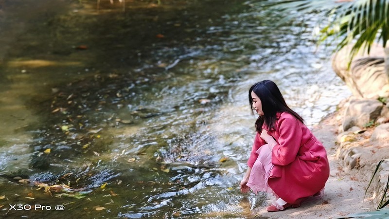 切换焦段看世界：潜望式超远摄vivo X30手机摄影