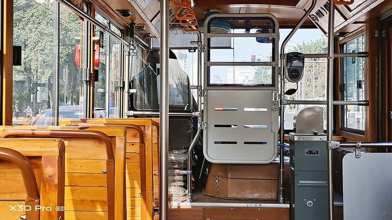 切换焦段看世界：潜望式超远摄vivo X30手机摄影