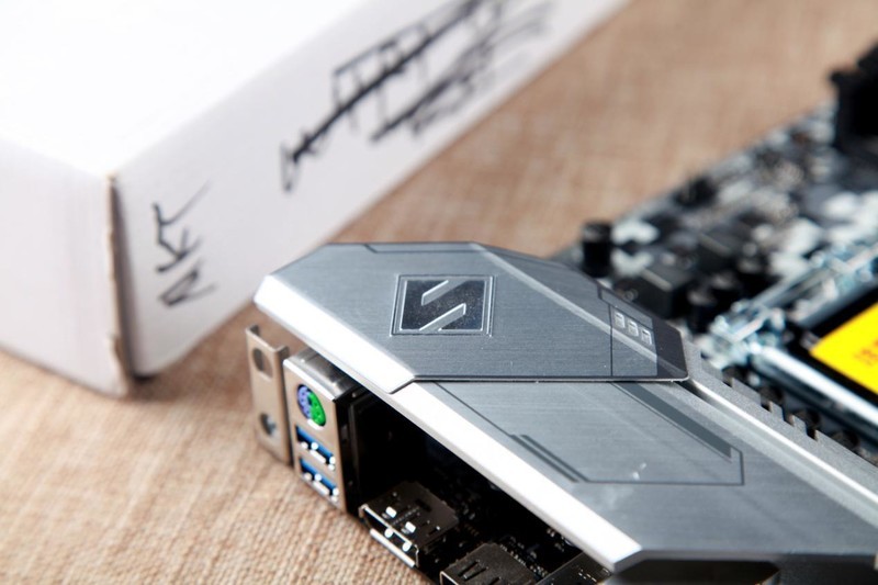 《看门狗2》迎来史低价，《看门狗3》即将发布？《鬼泣5》首次打折，万元主流主机是否