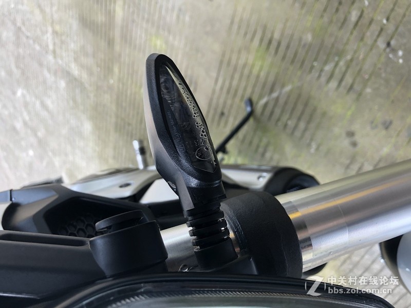 速柯车子千万别雨天骑和洗车，不然不保修的