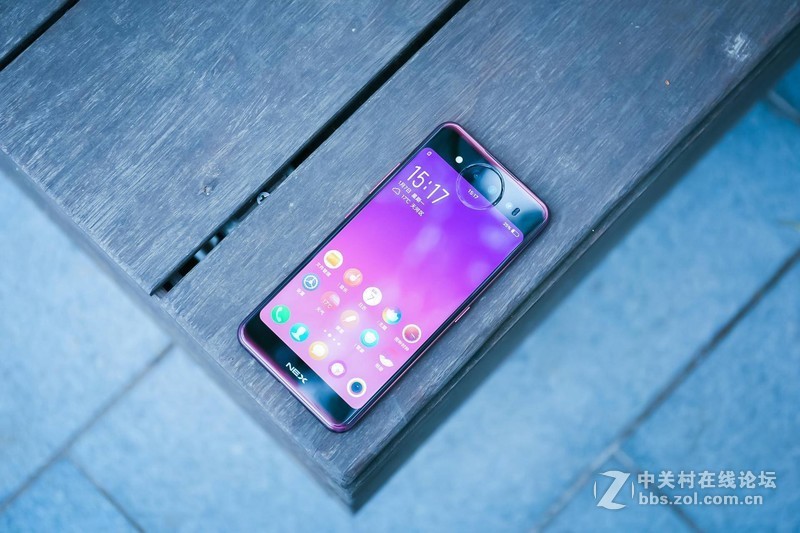 全屏解锁就是可以为所欲为，vivo手机引领屏幕指纹新高度