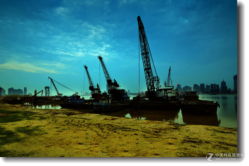 #版主坐堂#小五星空(中国)六月佳作赏析   希望您看到自己的作品！