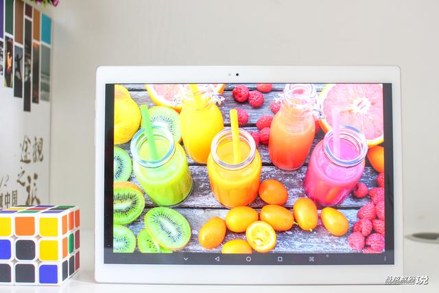 AMOLED显示屏+HIFI音质，酷比魔方X打造移动私有影院