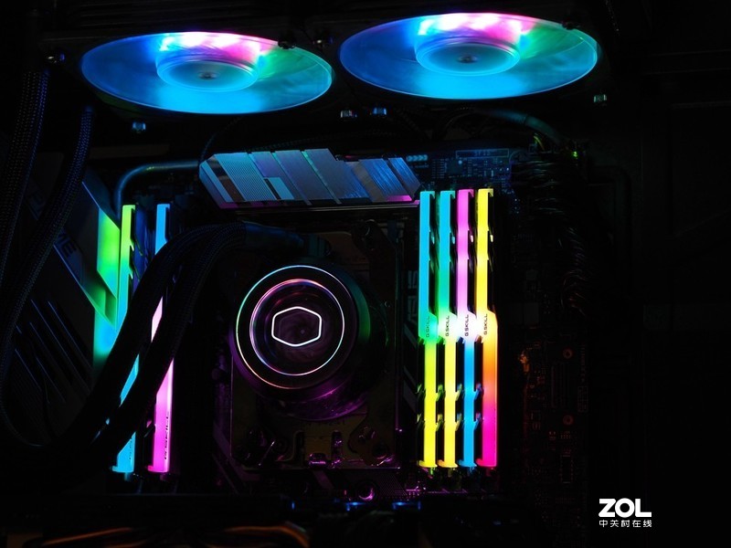 给主机降个温——酷冷至尊 冰神P240 ARGB一体式水冷 开箱