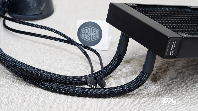 给主机降个温——酷冷至尊 冰神P240 ARGB一体式水冷 开箱