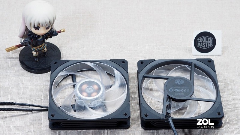 给主机降个温——酷冷至尊 冰神P240 ARGB一体式水冷 开箱