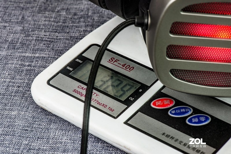 被一张图蠢哭了，从耳机塞纸谈游戏耳机选购注意关键点