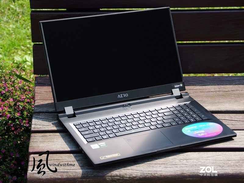 技嘉AERO 17 HDR搭载10875H与2070 Super之创作者笔电开箱