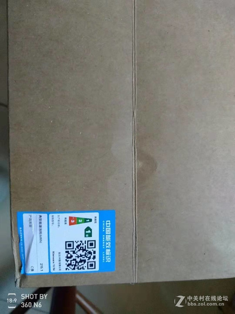 Alienware  15 R4  开箱组图