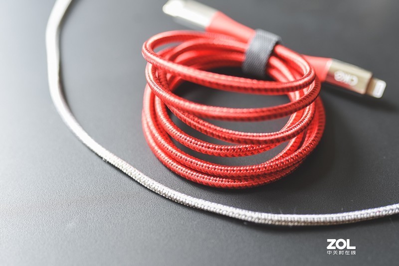 红色爱好者的福音，全能型选手CIKE PD快充小红线轻分享