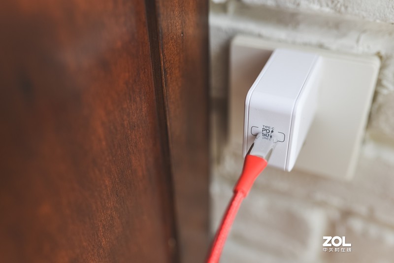 红色爱好者的福音，全能型选手CIKE PD快充小红线轻分享