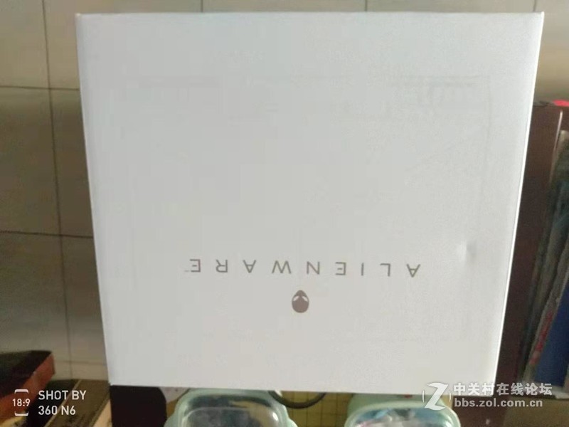 Alienware  15 R4  开箱组图