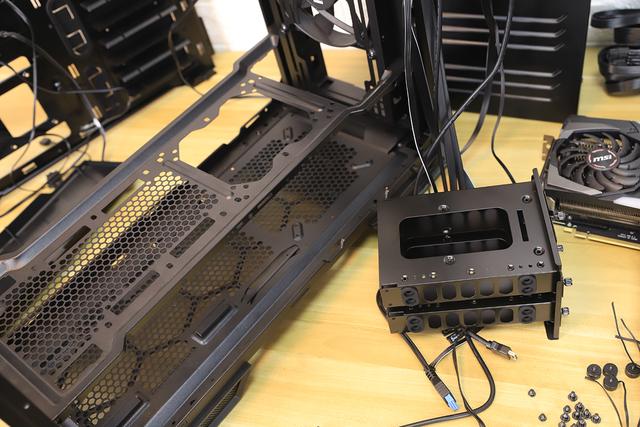 隐藏的骚技能be quiet! DARK BASE 700