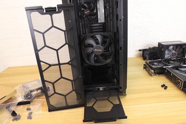 隐藏的骚技能be quiet! DARK BASE 700