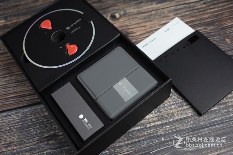 这是条充满艺术细菌的耳塞，NF2U上手体验