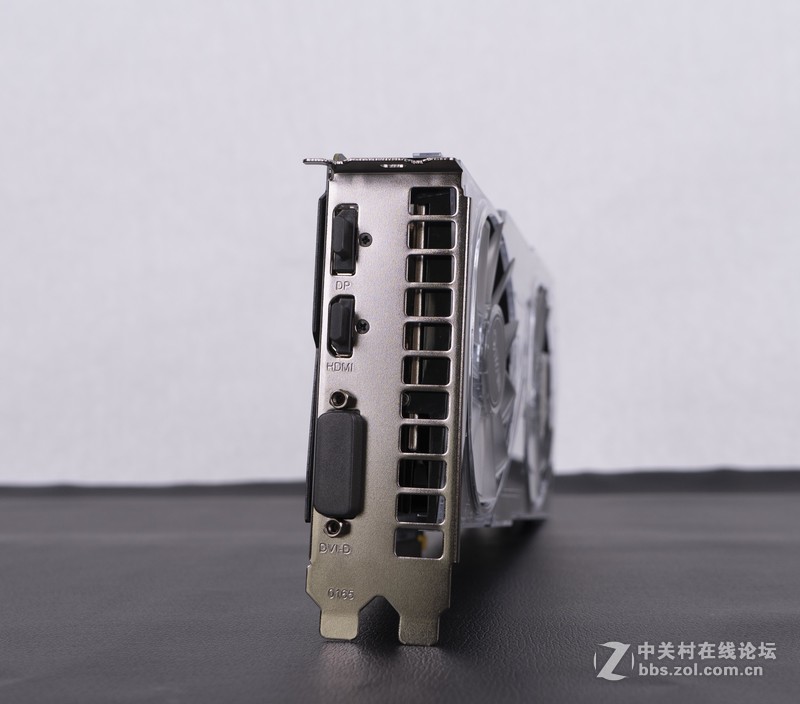 秀出你的美，透明亚克力外壳影驰 GeForce RTX 2070 星曜及灯厂定制机箱装机分享
