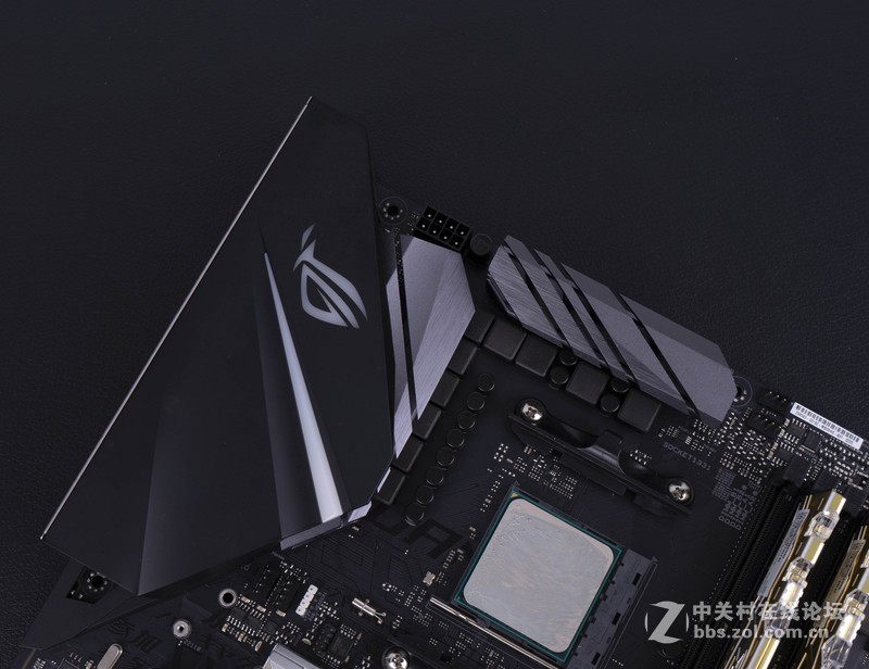 秀出你的美，透明亚克力外壳影驰 GeForce RTX 2070 星曜及灯厂定制机箱装机分享