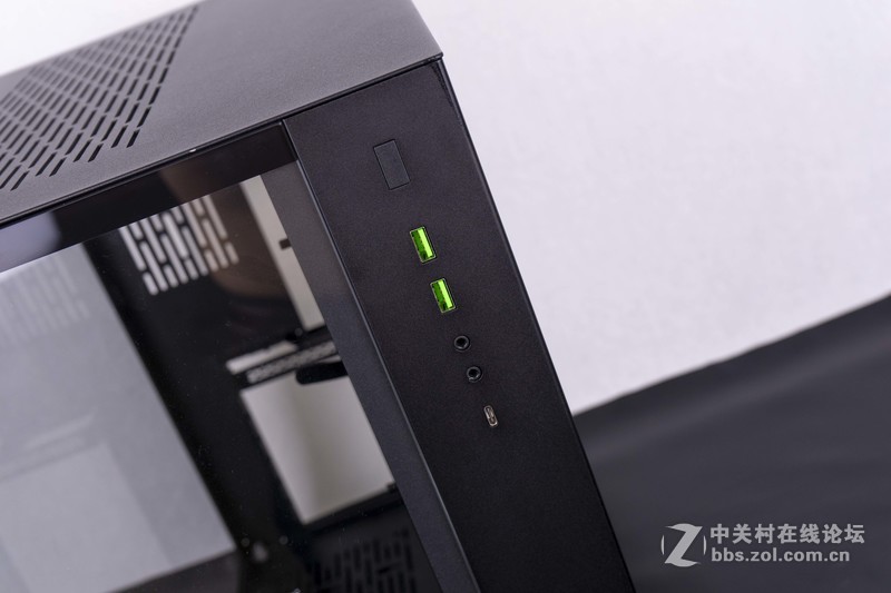 秀出你的美，透明亚克力外壳影驰 GeForce RTX 2070 星曜及灯厂定制机箱装机分享