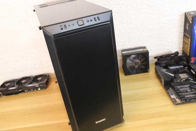 隐藏的骚技能be quiet! DARK BASE 700