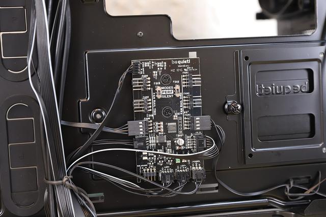 隐藏的骚技能be quiet! DARK BASE 700