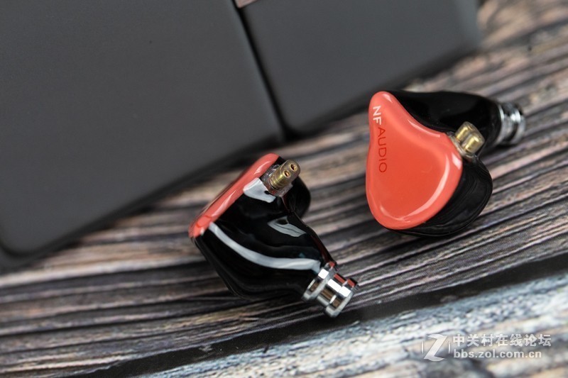 这是条充满艺术细菌的耳塞，NF2U上手体验