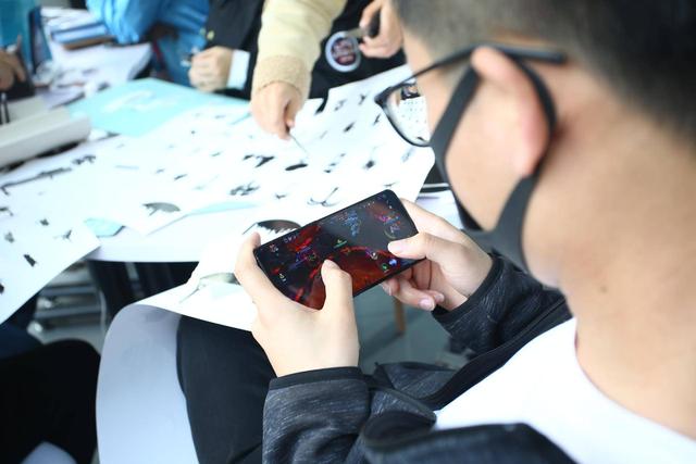 SLA功能大解读：OPPO Reno神技能终结坑队友