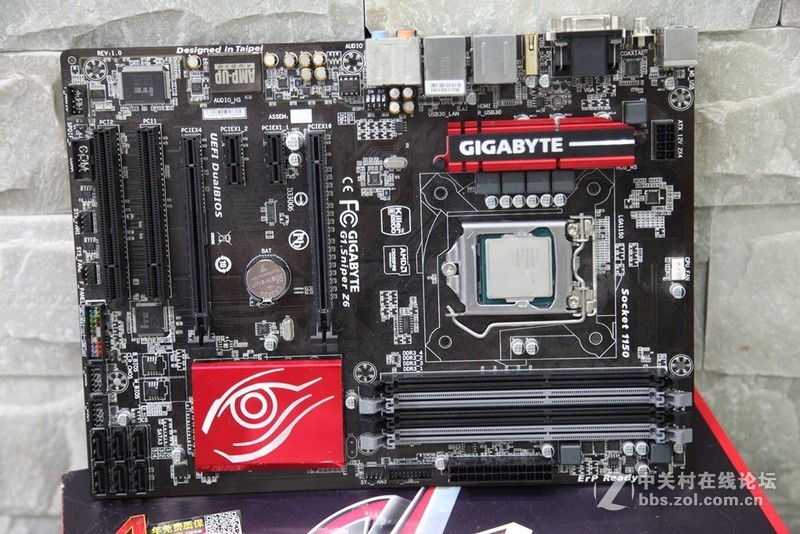 名人堂果然名不虚传，下了血本打造一台纯色超强主机。