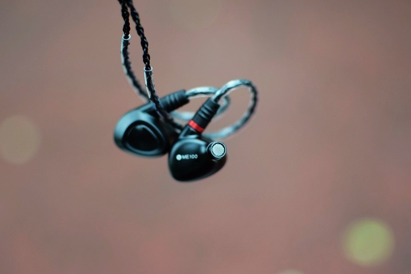 山灵ME100 入耳式 可换线Hi-Fi耳机