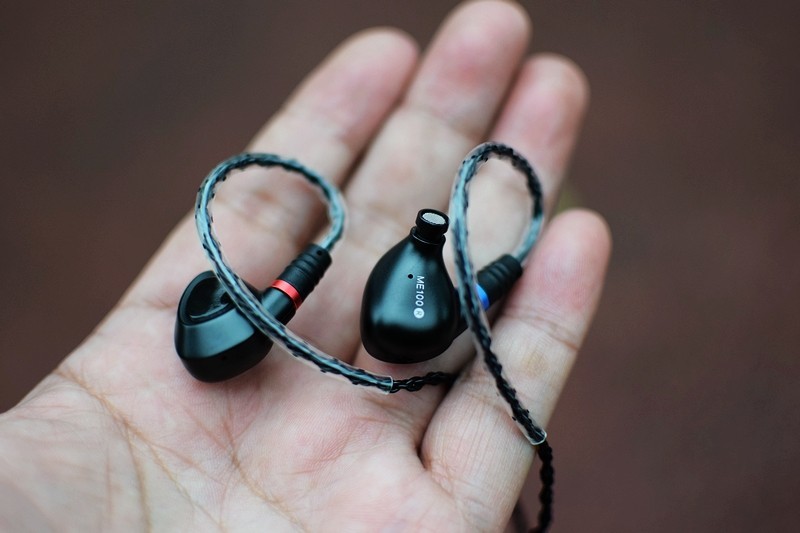 山灵ME100 入耳式 可换线Hi-Fi耳机