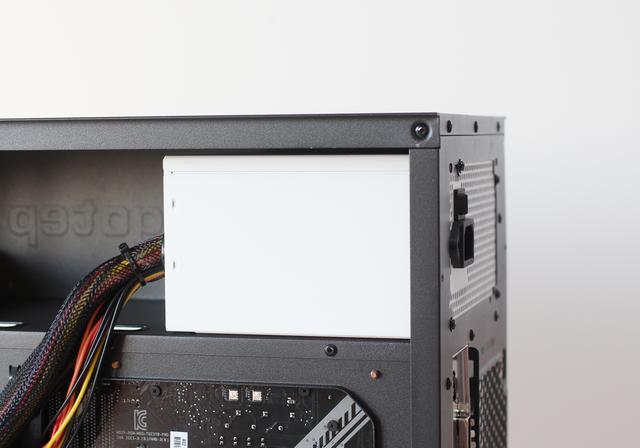 朋友被光线追踪引入坑，装台RTX 2070显卡的游戏主机让他爽爽