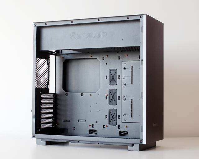 朋友被光线追踪引入坑，装台RTX 2070显卡的游戏主机让他爽爽