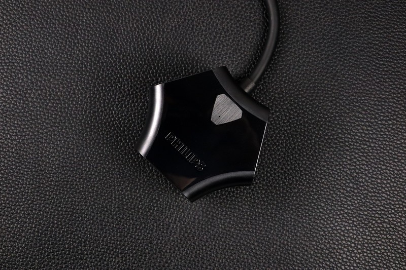 小酷快全——飞利浦摩天轮立体插座快充版