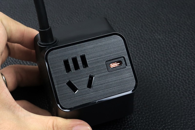 小酷快全——飞利浦摩天轮立体插座快充版