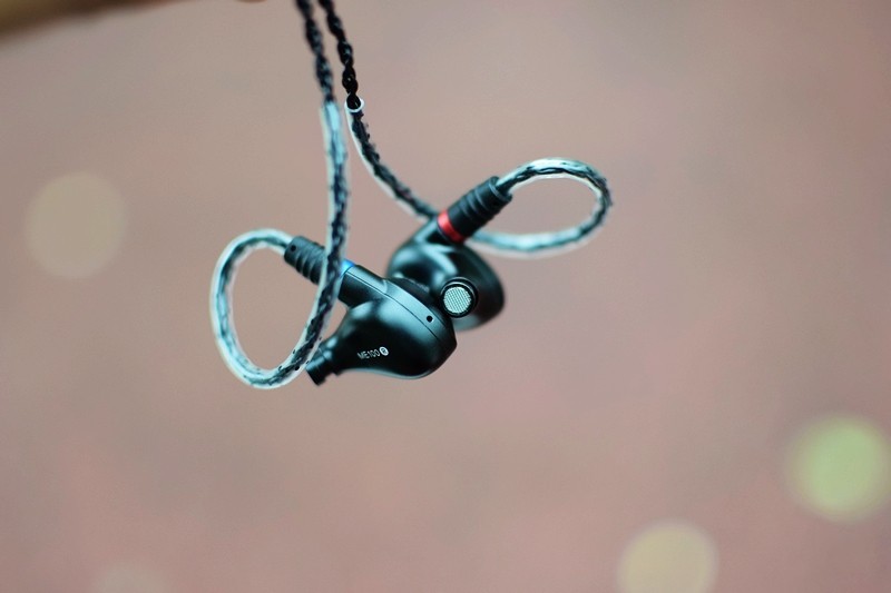 山灵ME100 入耳式 可换线Hi-Fi耳机