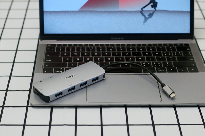给你的轻薄本找个最佳搭档——雷柏XD200 USB-C 10口扩展坞分线转换器体验