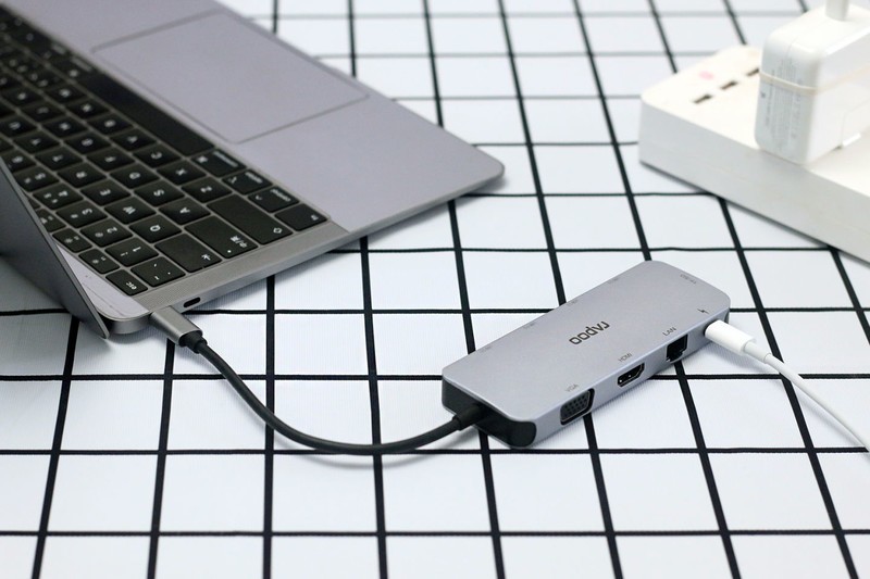 给你的轻薄本找个最佳搭档——雷柏XD200 USB-C 10口扩展坞分线转换器体验