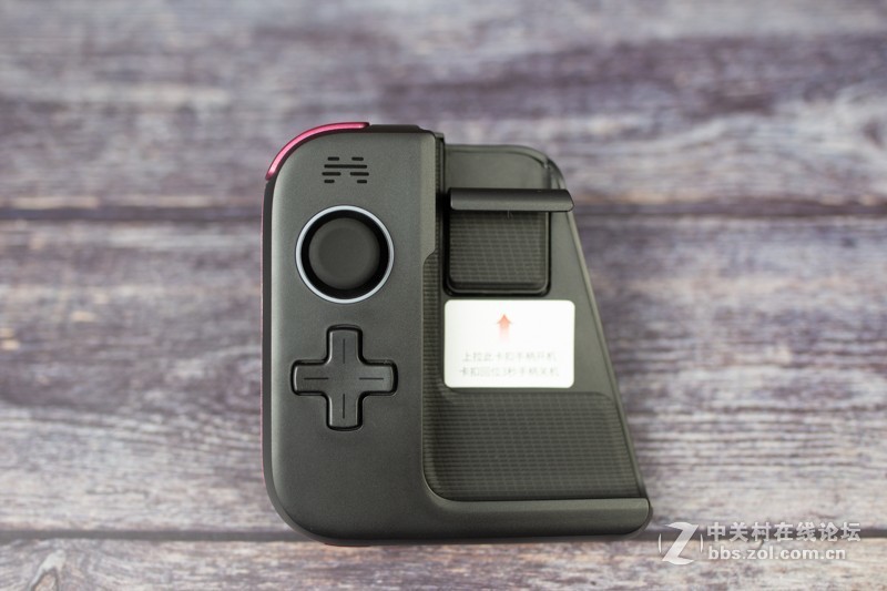 手游也有好手感了！北通G1单边手柄体验