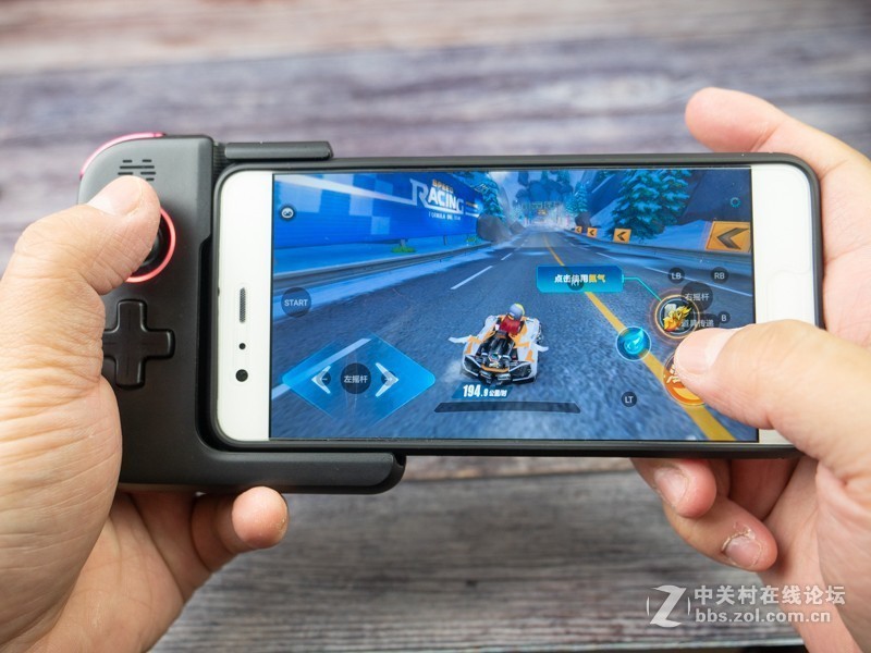 手游也有好手感了！北通G1单边手柄体验