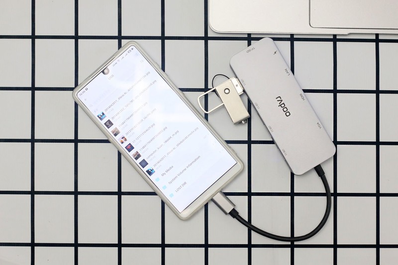 给你的轻薄本找个最佳搭档——雷柏XD200 USB-C 10口扩展坞分线转换器体验