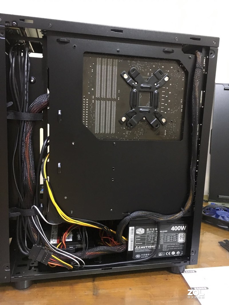 小钢炮Tt 挑战者H2开箱装机