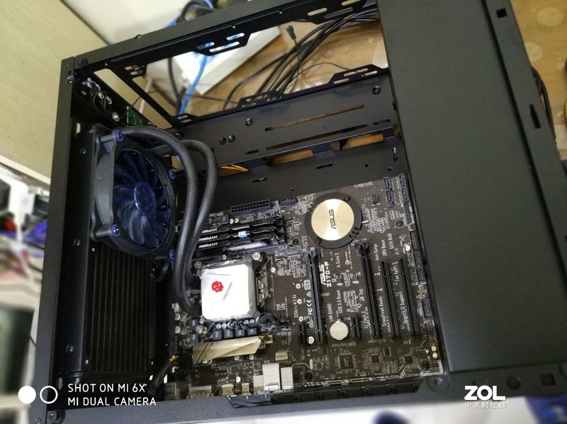 小钢炮Tt 挑战者H2开箱装机