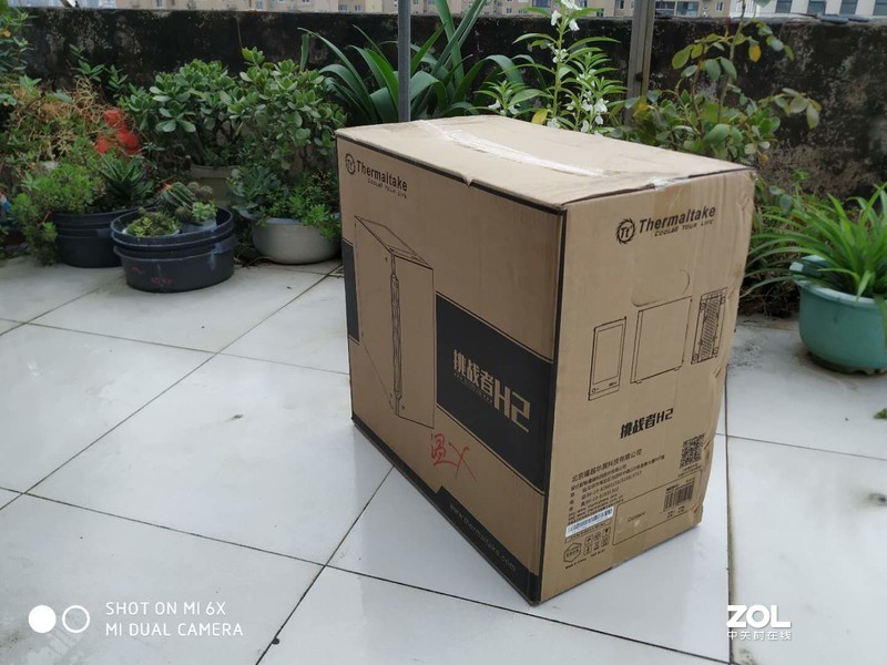 小钢炮Tt 挑战者H2开箱装机