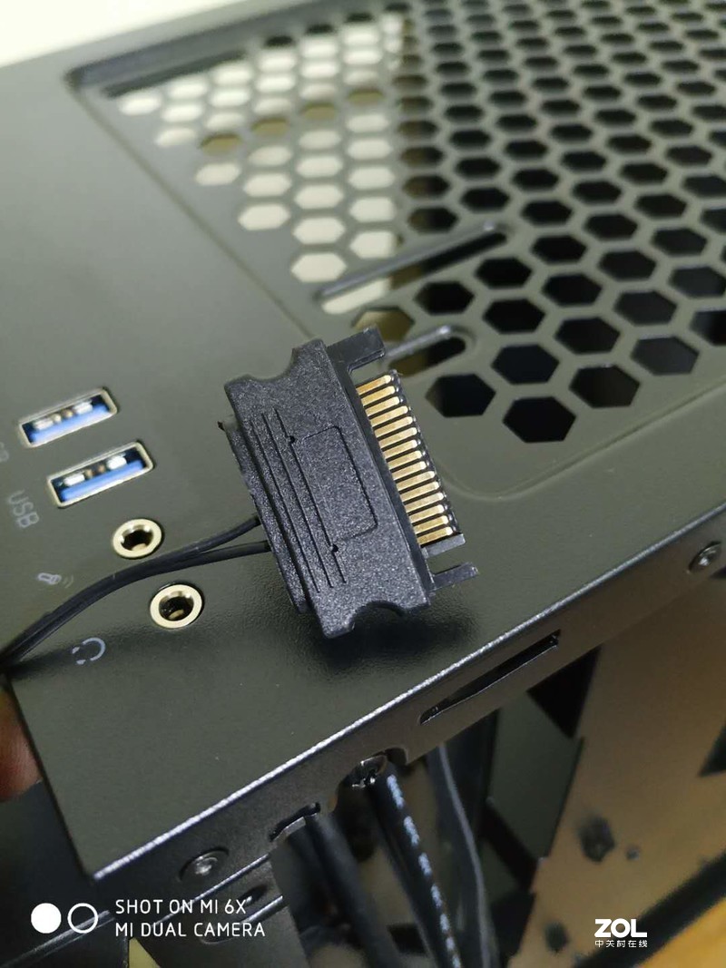 小钢炮Tt 挑战者H2开箱装机