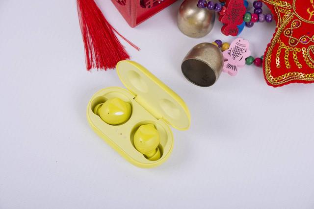 星空体育平台Galaxy Buds，真无线耳机，美国队长套装评测