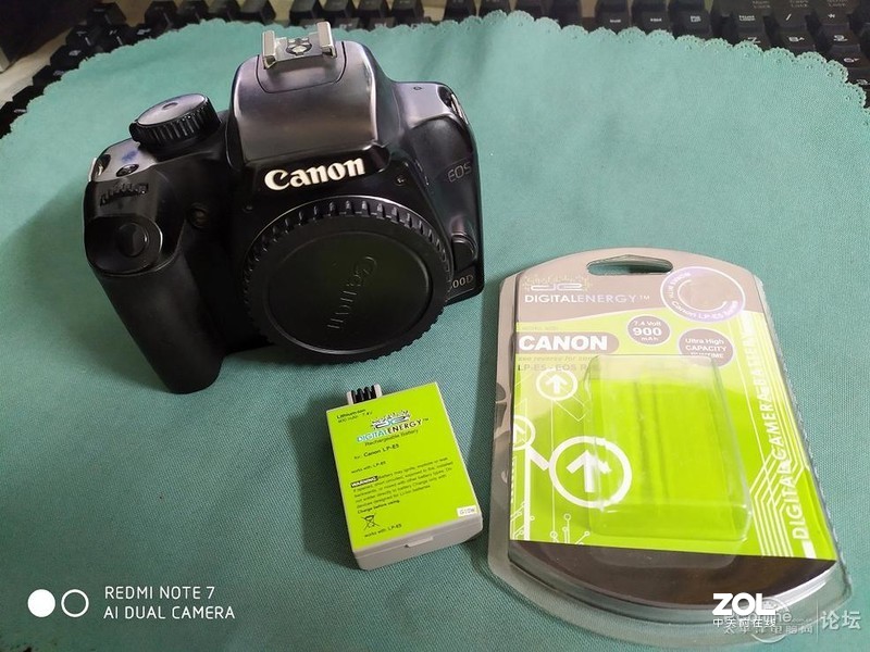 已卖掉   3.6日 佳能1000D 价240包邮