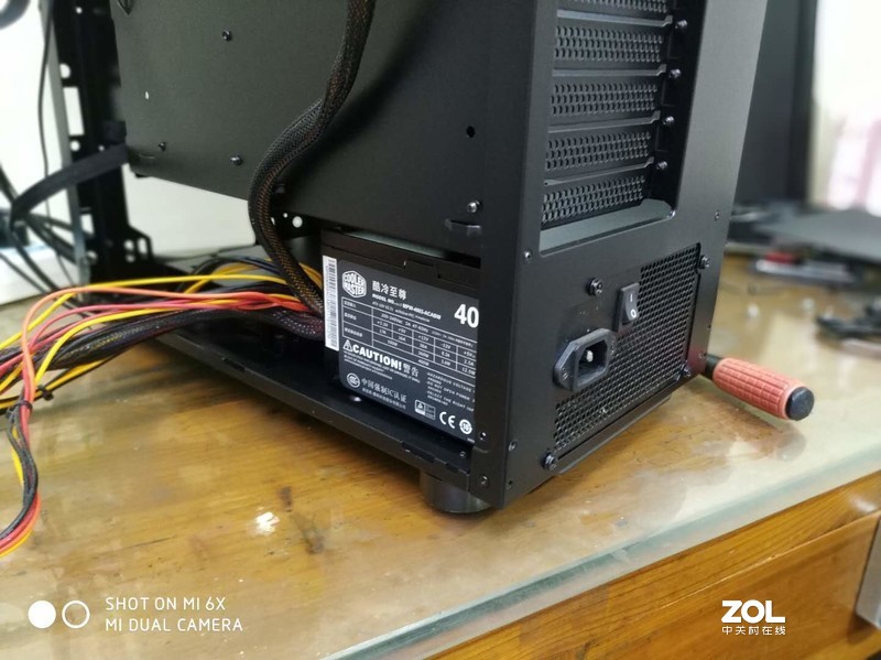 小钢炮Tt 挑战者H2开箱装机