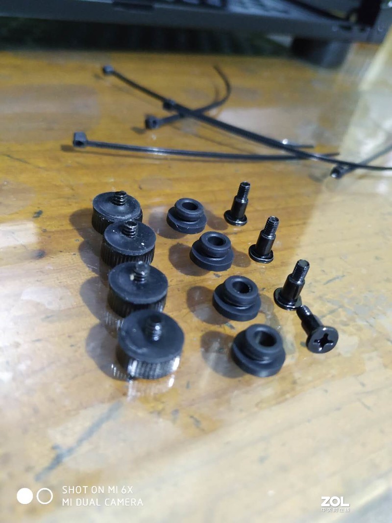 小钢炮Tt 挑战者H2开箱装机