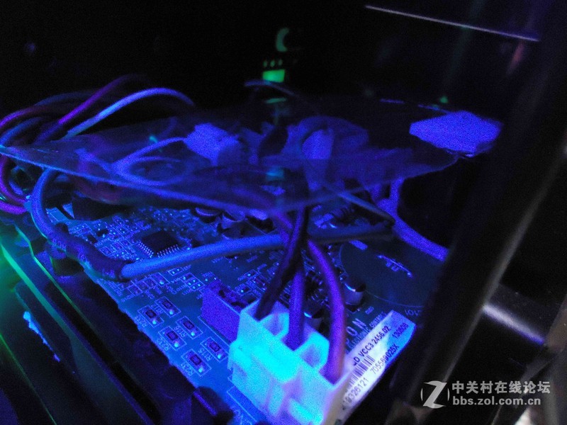 压缩机制冷的一只乌鸦~