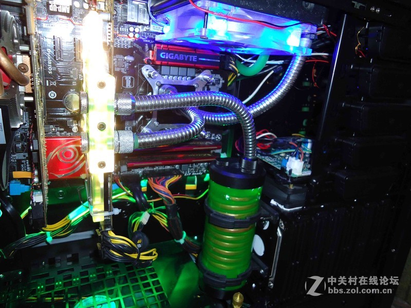 压缩机制冷的一只乌鸦~